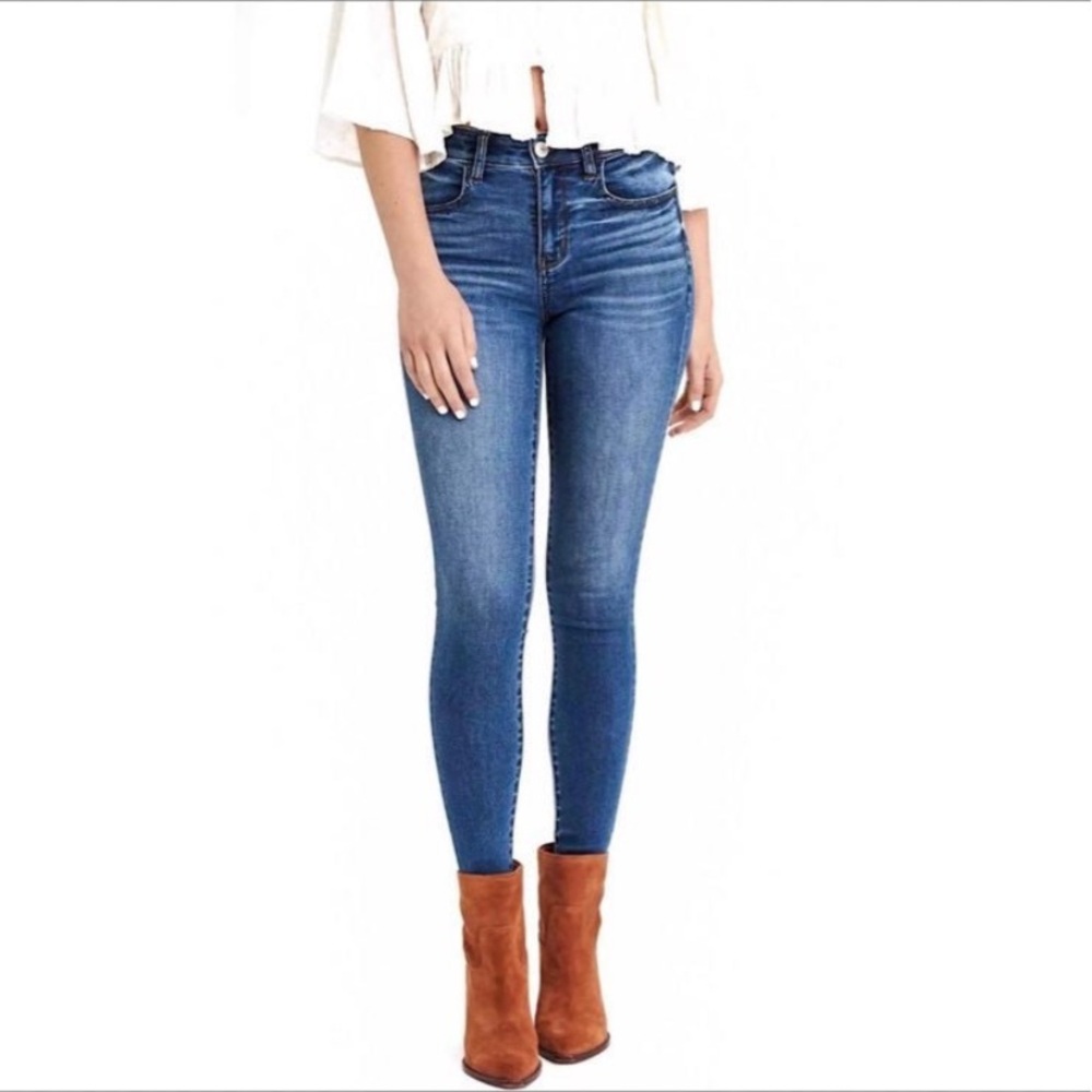 American Eagle Super Stretch Mid Rise Jeans Size 4